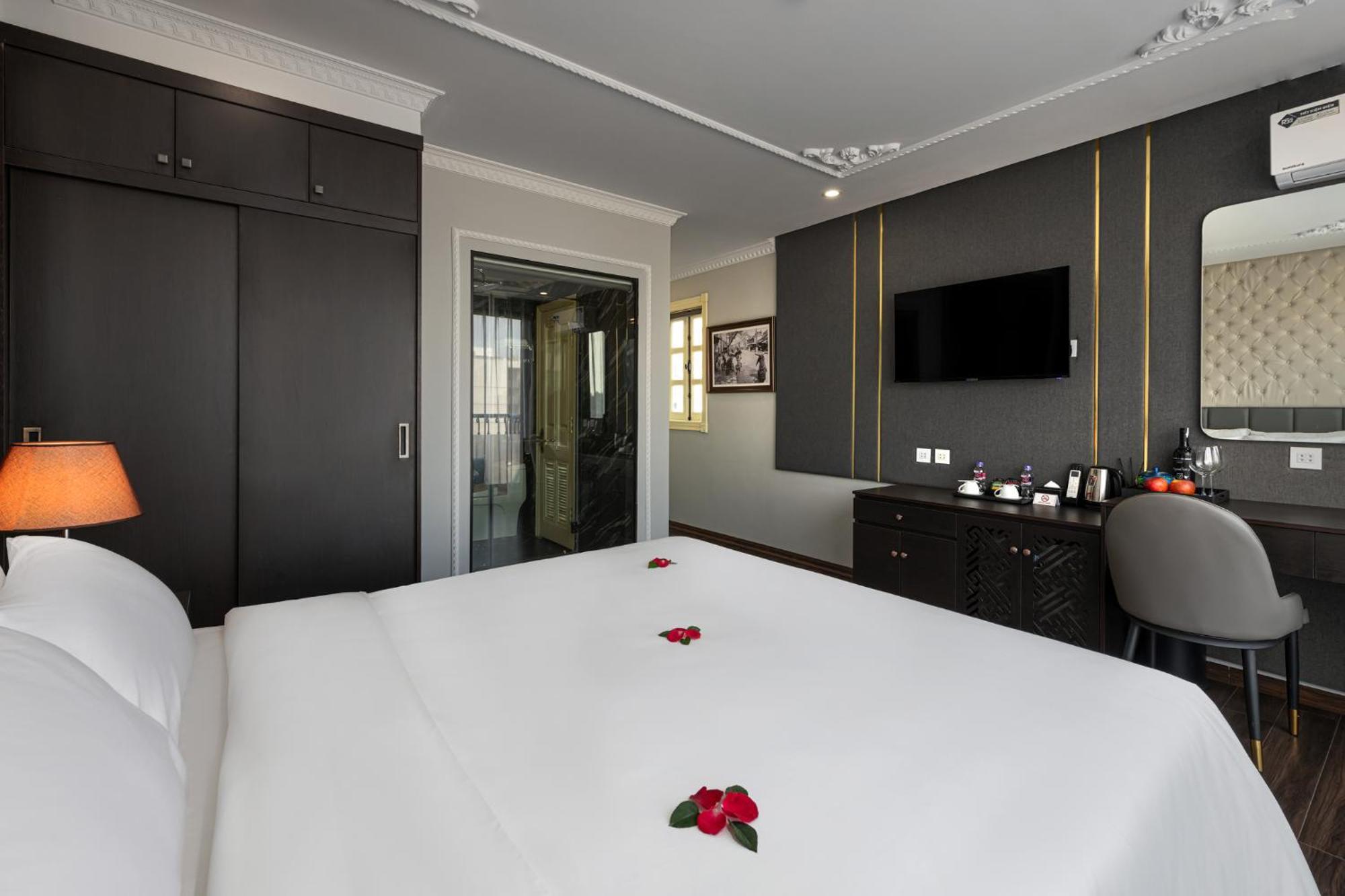 Avani Central Hanoi Hotel Exterior photo