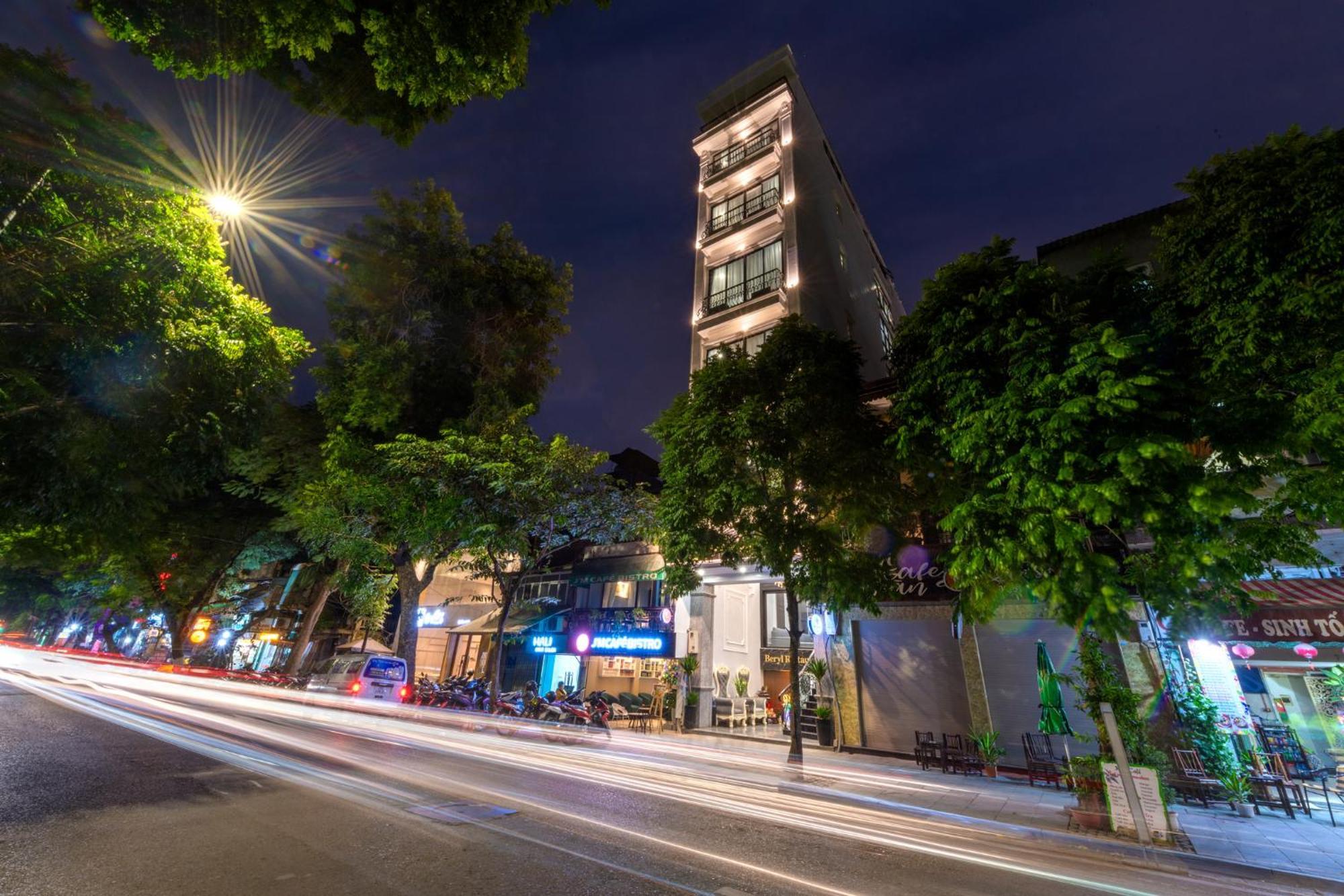 Avani Central Hanoi Hotel Exterior photo