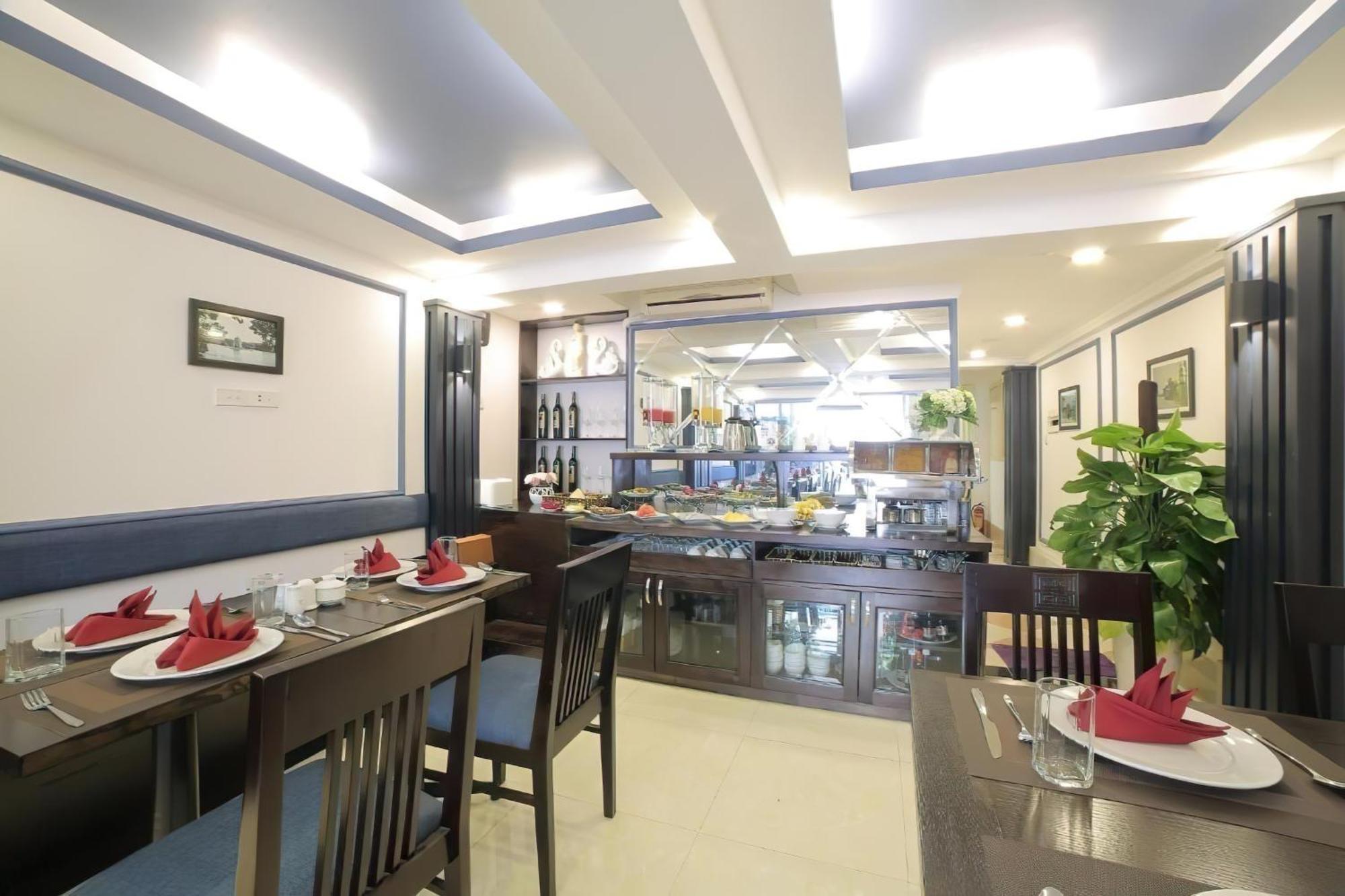Avani Central Hanoi Hotel Exterior photo